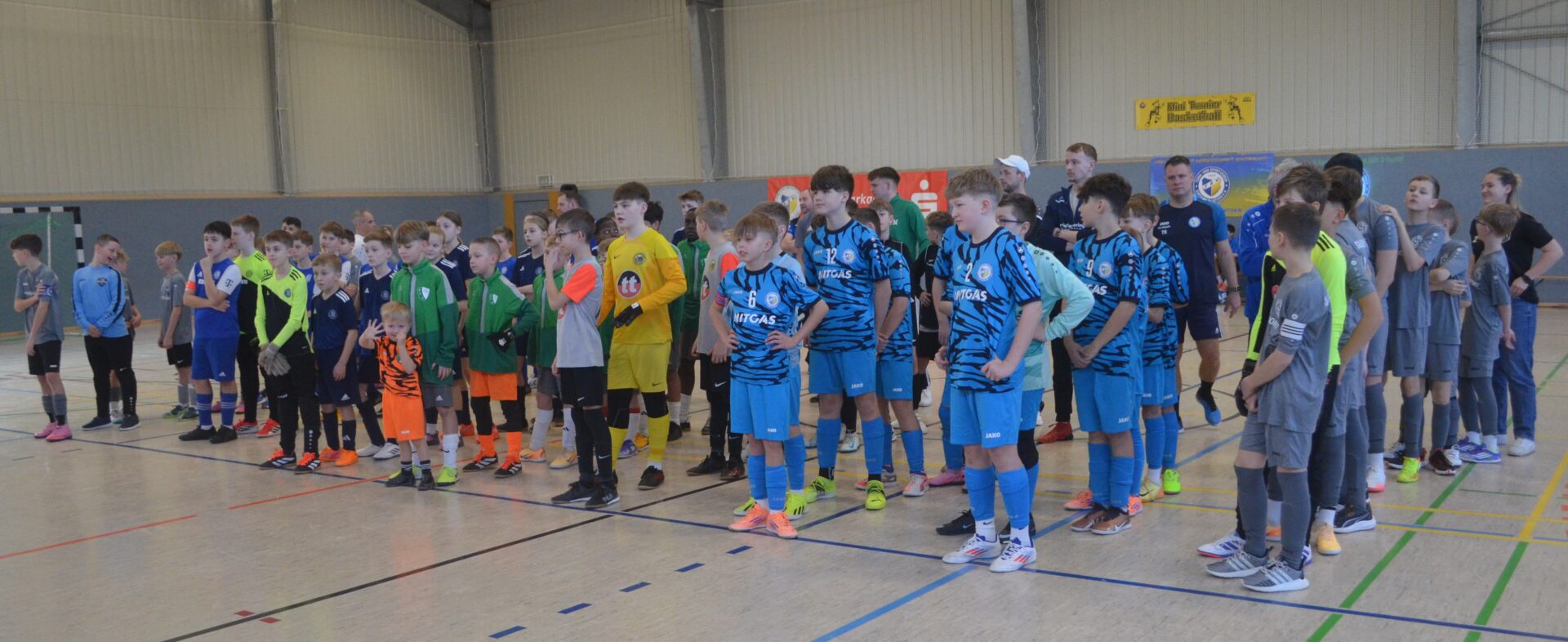 Doppelter Einsatz, doppelte Freude: TSV Eintracht Lützen holt Bronze beim 9. Sparkassenhallencup!