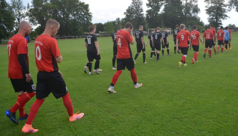Kämpferisch, aber unterlegen: SpG Lützen/Meuchen verliert 2:7 gegen SG Teuchern II/Nessa II