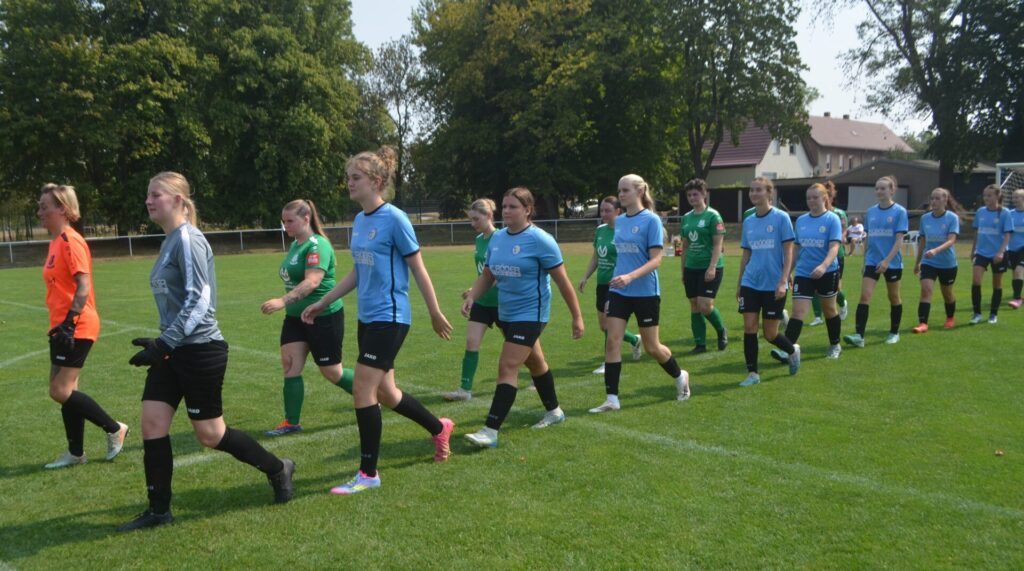 Frauen siegen souverän: TSV Eintracht Lützen bezwingt SG Döllnitz mit 5:2