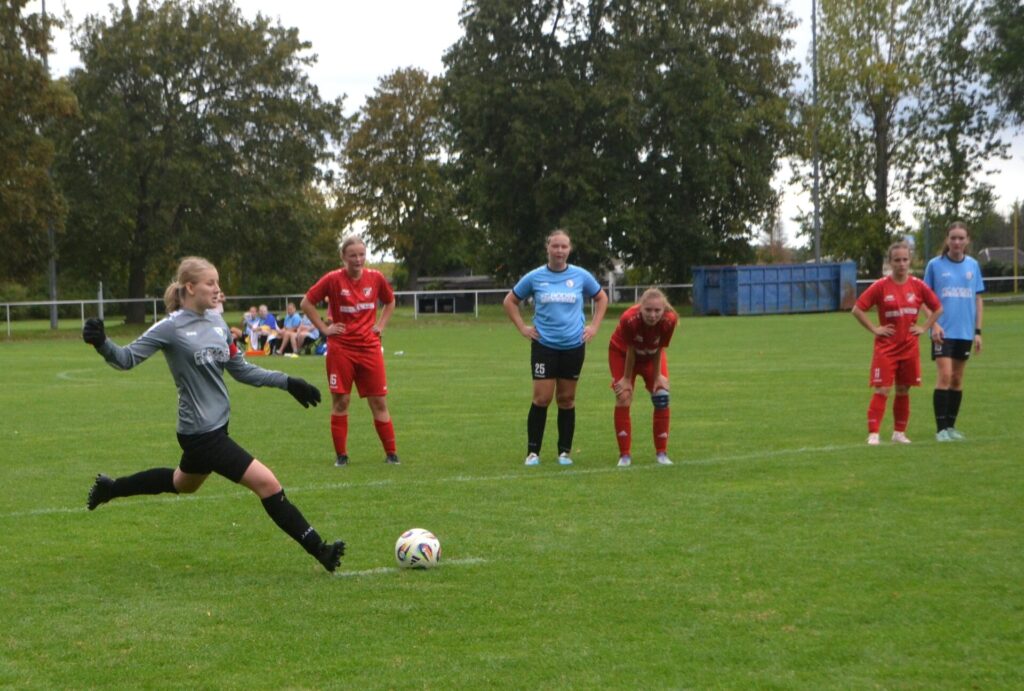 Frauen Bilder (alle) vom Punktspiel gegen SC Naumburg