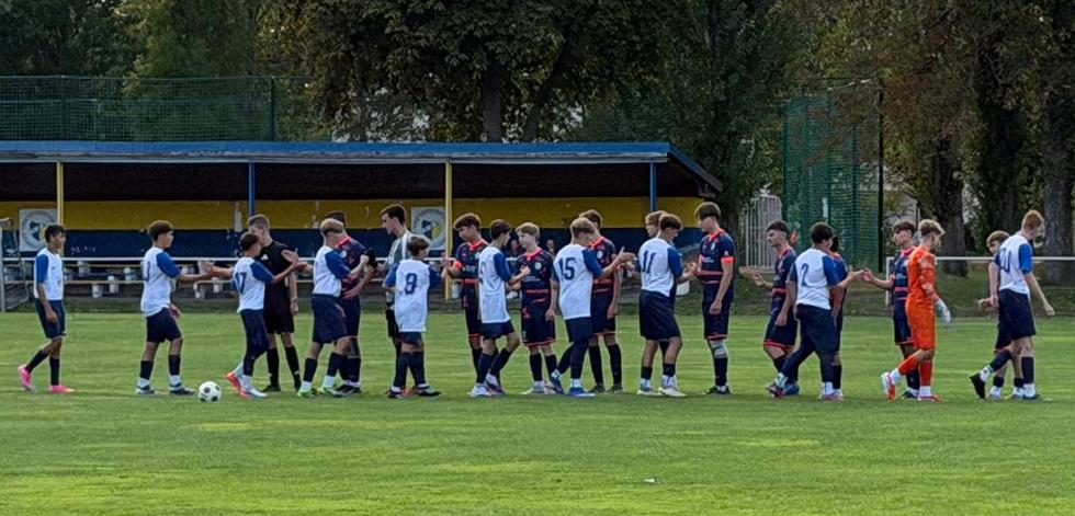 B-Junioren: Souveräner 4:0-Heimsieg gegen TuS Pegau
