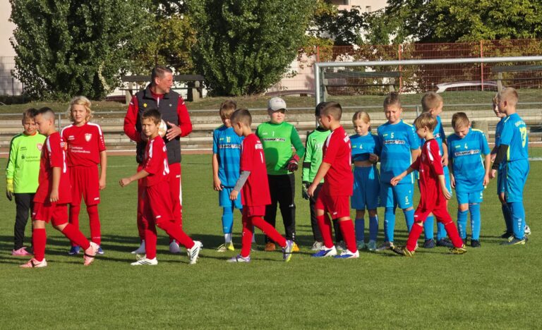 Dramatischer Pokalerfolg: E-Junioren gewinnen 7:6 in Weißenfels